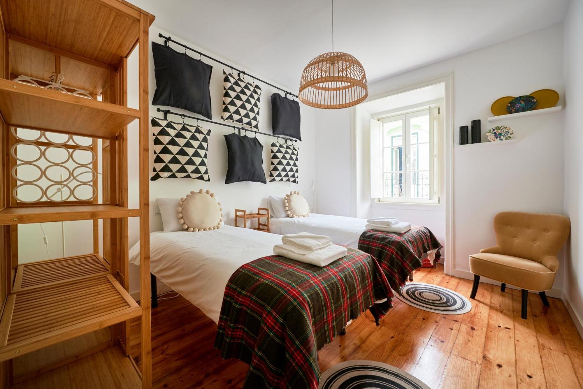 Inglesinhos - Castelo Apartment ลิสบอน ภายนอก รูปภาพ