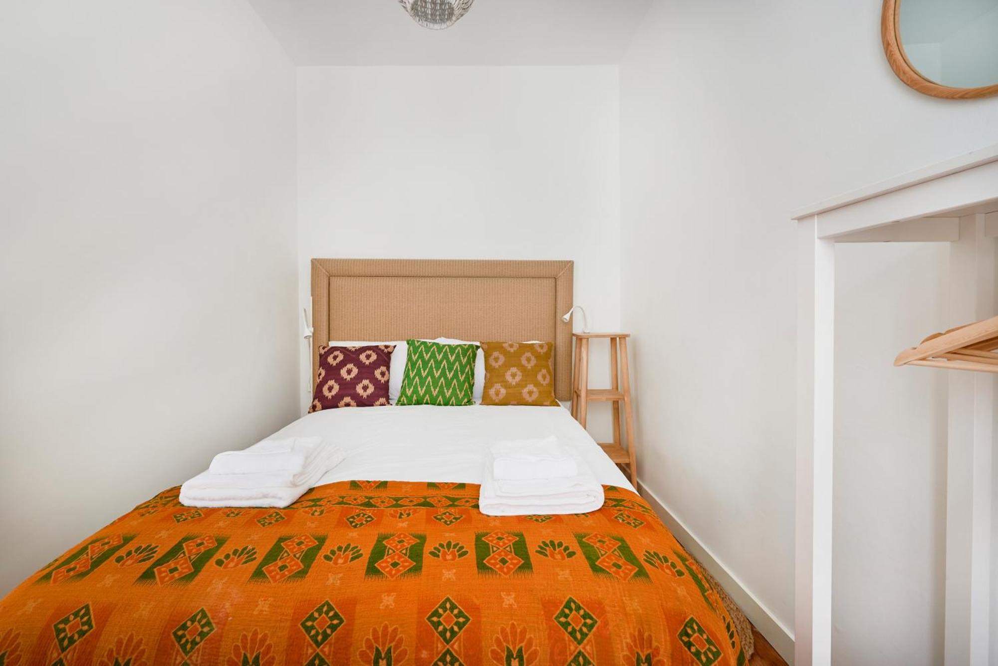 Inglesinhos - Castelo Apartment ลิสบอน ภายนอก รูปภาพ