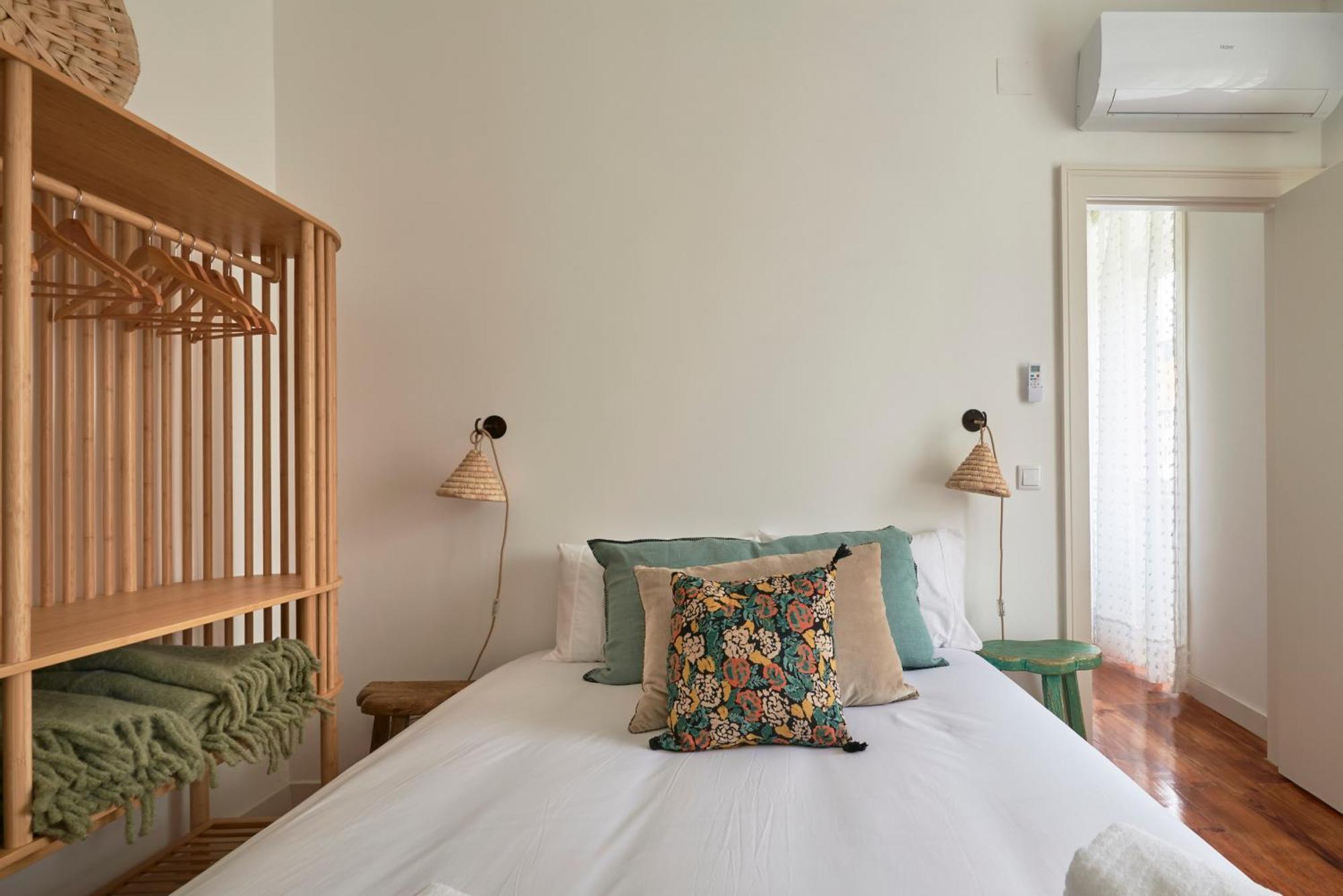 Inglesinhos - Castelo Apartment ลิสบอน ภายนอก รูปภาพ