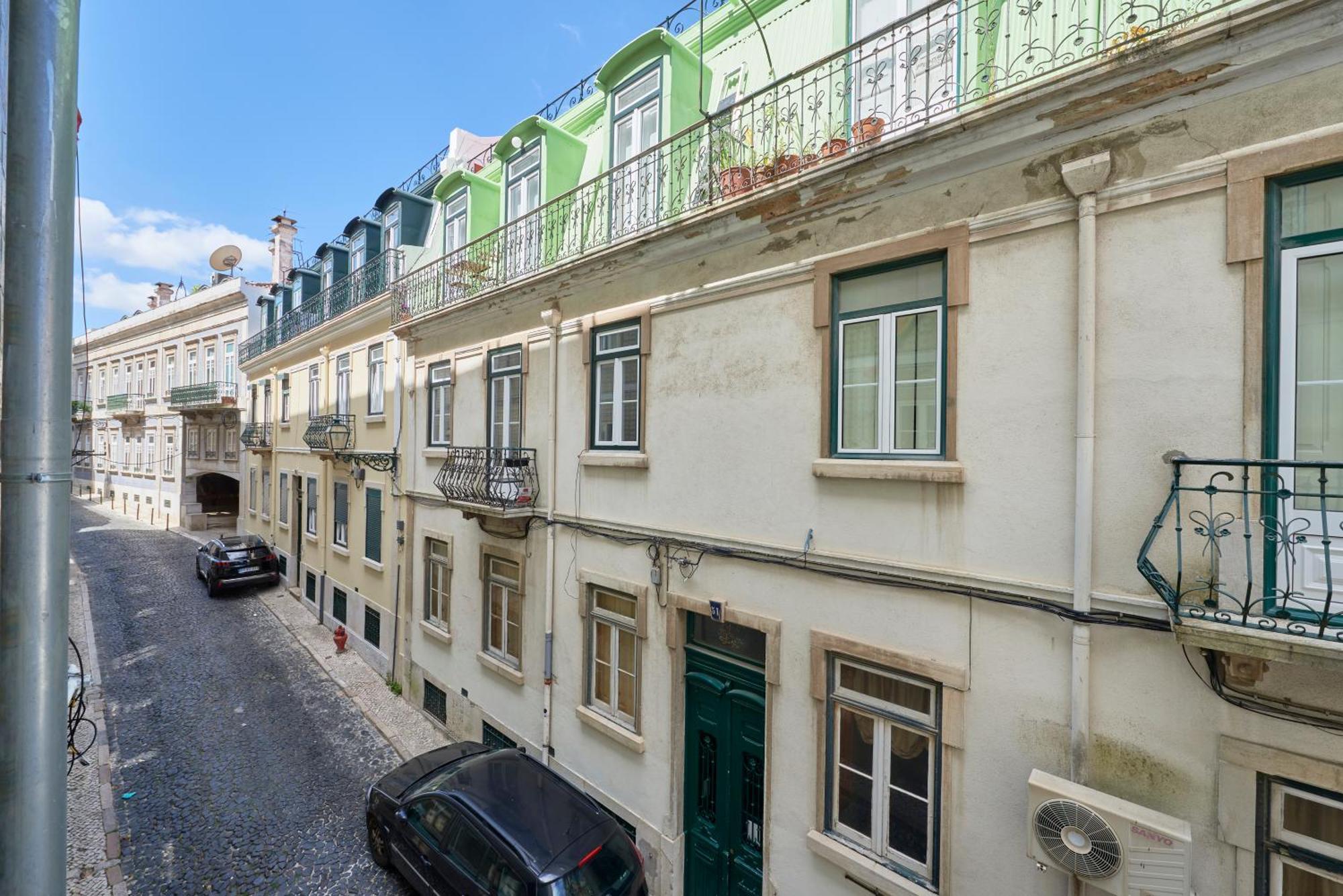 Inglesinhos - Castelo Apartment ลิสบอน ภายนอก รูปภาพ