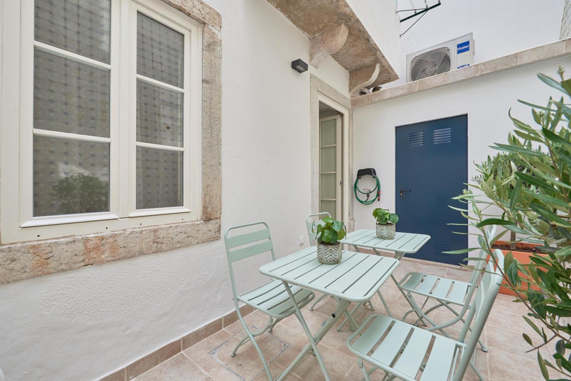 Inglesinhos - Castelo Apartment ลิสบอน ภายนอก รูปภาพ